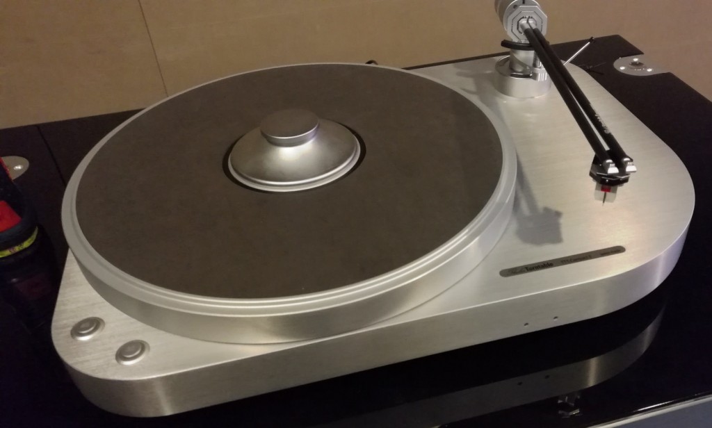 thales compact  II.jpg