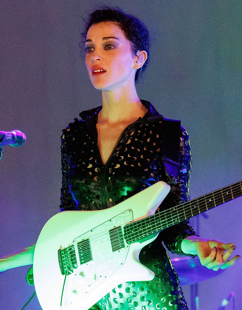 St_Vincent_at_Roskilde_Festival_2015.jpg