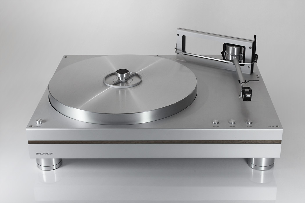 Turntable_PS2_Front.jpg