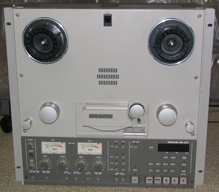 stock Tascam BR 20T.jpg