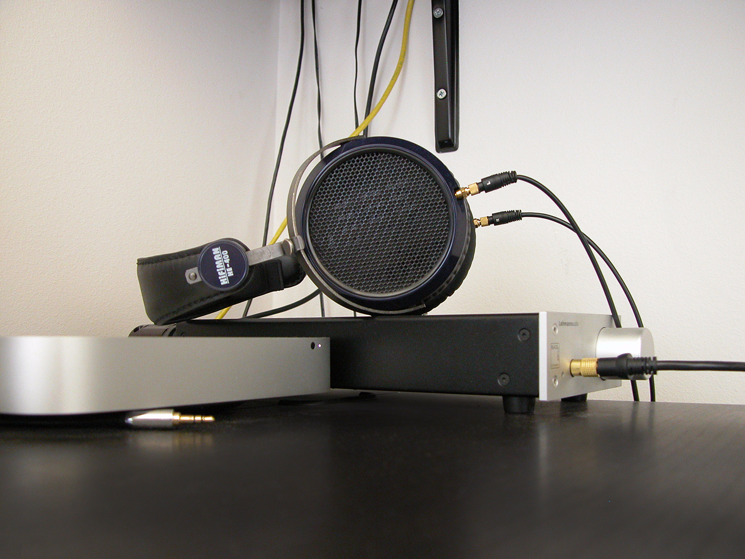 HE400 & BlackCube 01.jpg