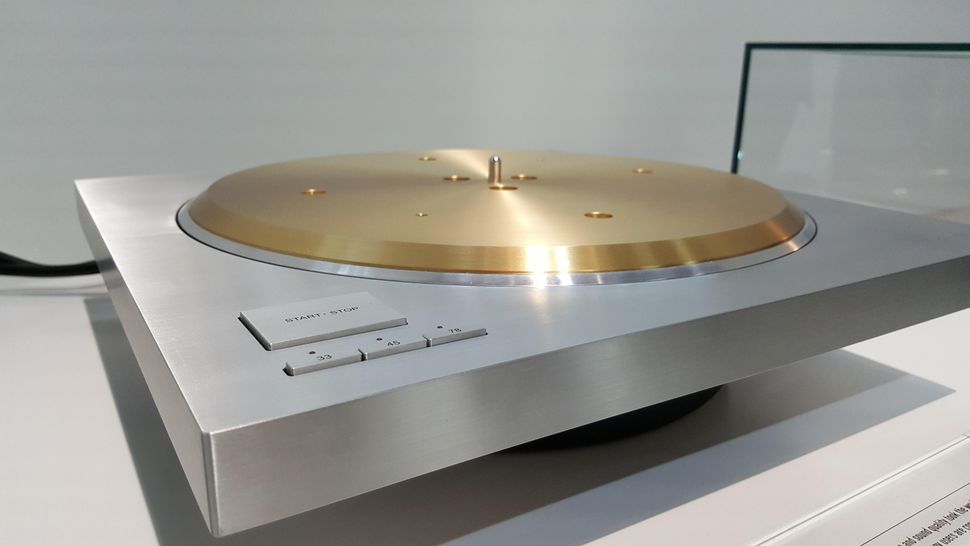 panasonic-sp10r-turntable.jpg
