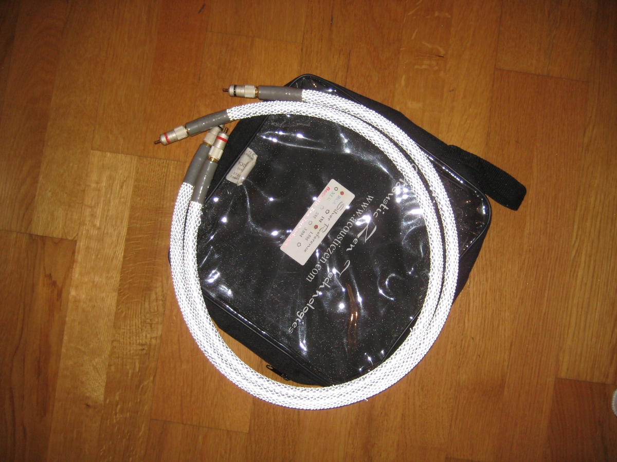AZ Silver Reference II RCA 1m 001.JPG