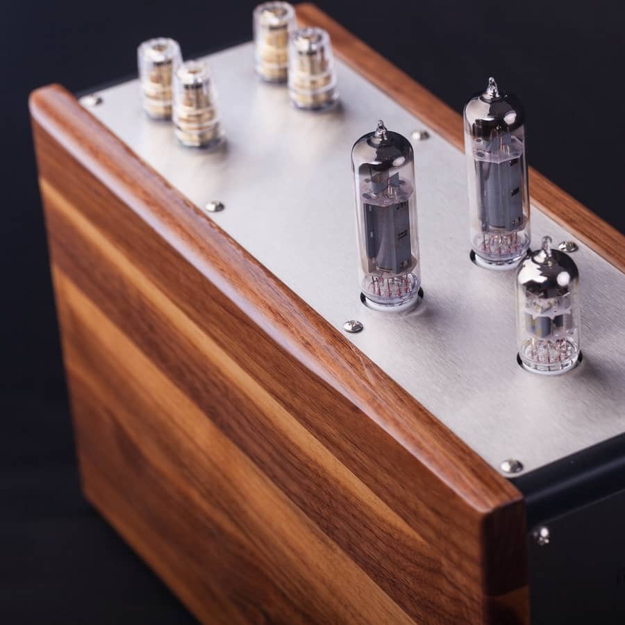 Feliks_audio_desktop_amp_hifi.jpg