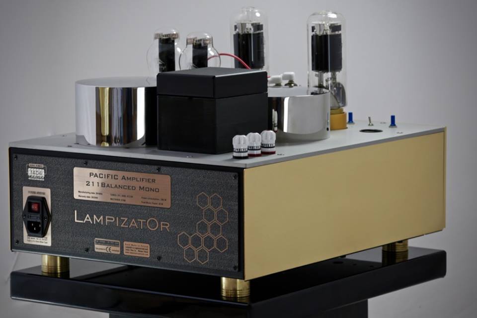 Lampizator Pacific amp back.jpg