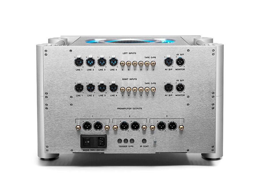 Ultima-Pre-Rear-900x675.jpg