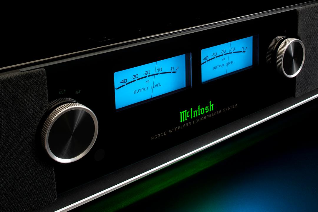 McIntosh RS200 front.jpg
